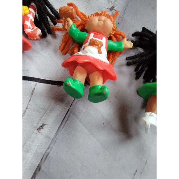 Lot of 4 vintage 1984 Cabbage Patch Kids - Mini Figures PVC Figurines - Picture 14 of 16